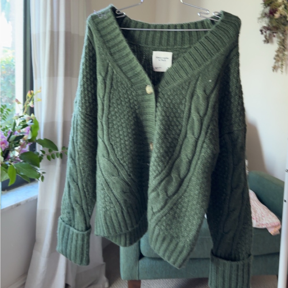 Abercrombie & Fitch Forest Green Cardigan